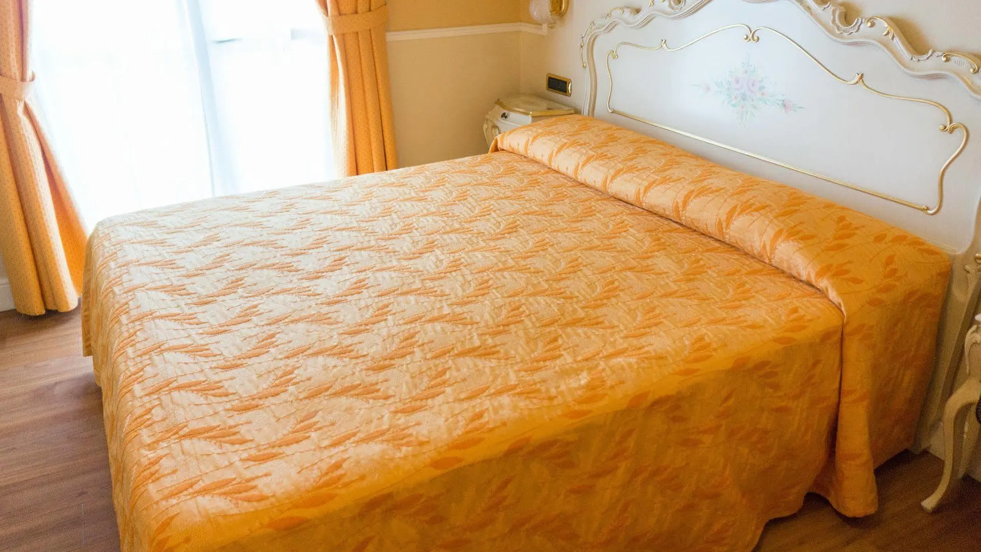 Hotel Confine Cola 3*, Cola (Verona)