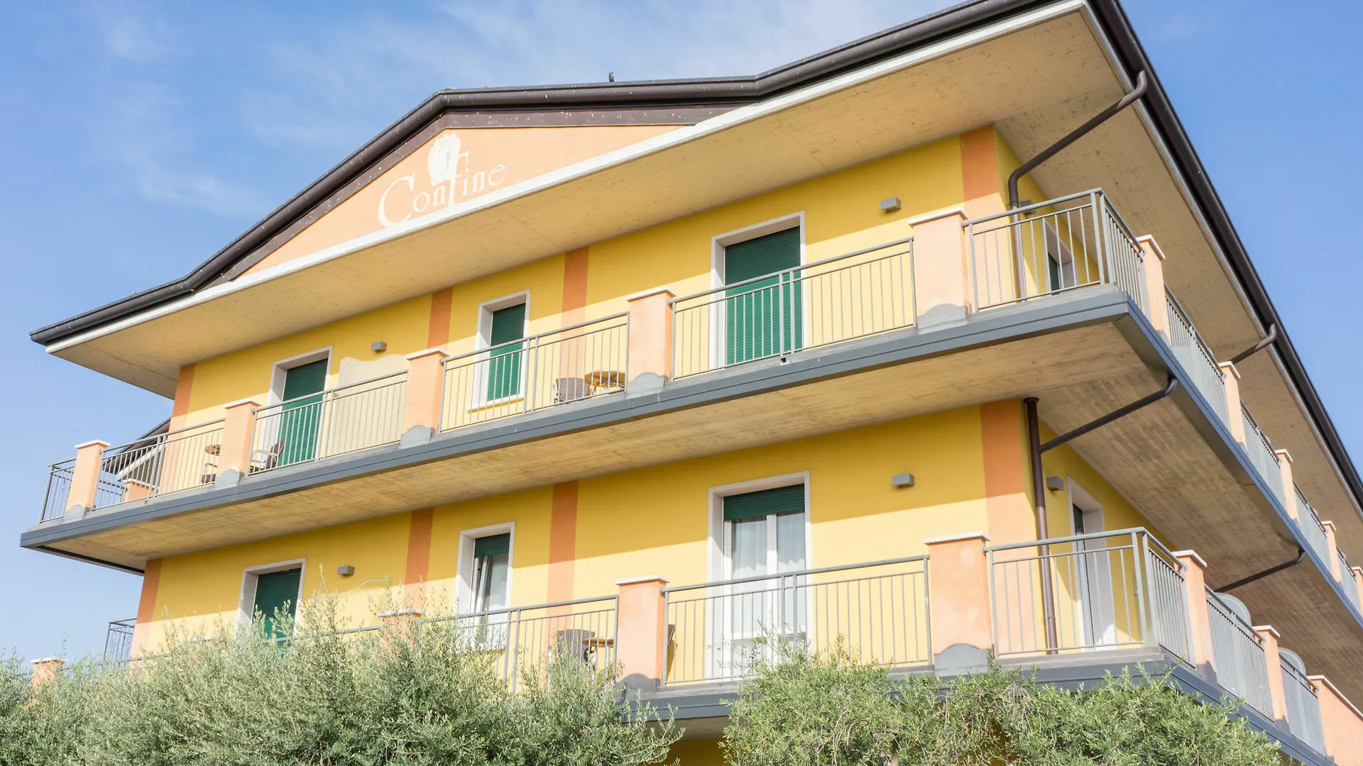 ***  Hotel Confine Cola Italy
