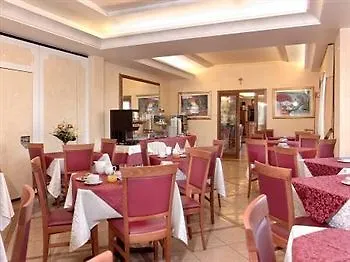 Hotel Confine Cola 3*, Cola (Verona)